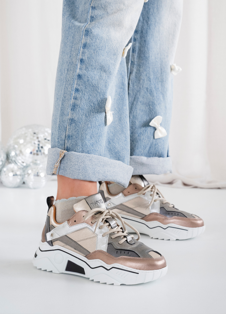 DWRS The label DWRS sneakers PLUTO stone metallic