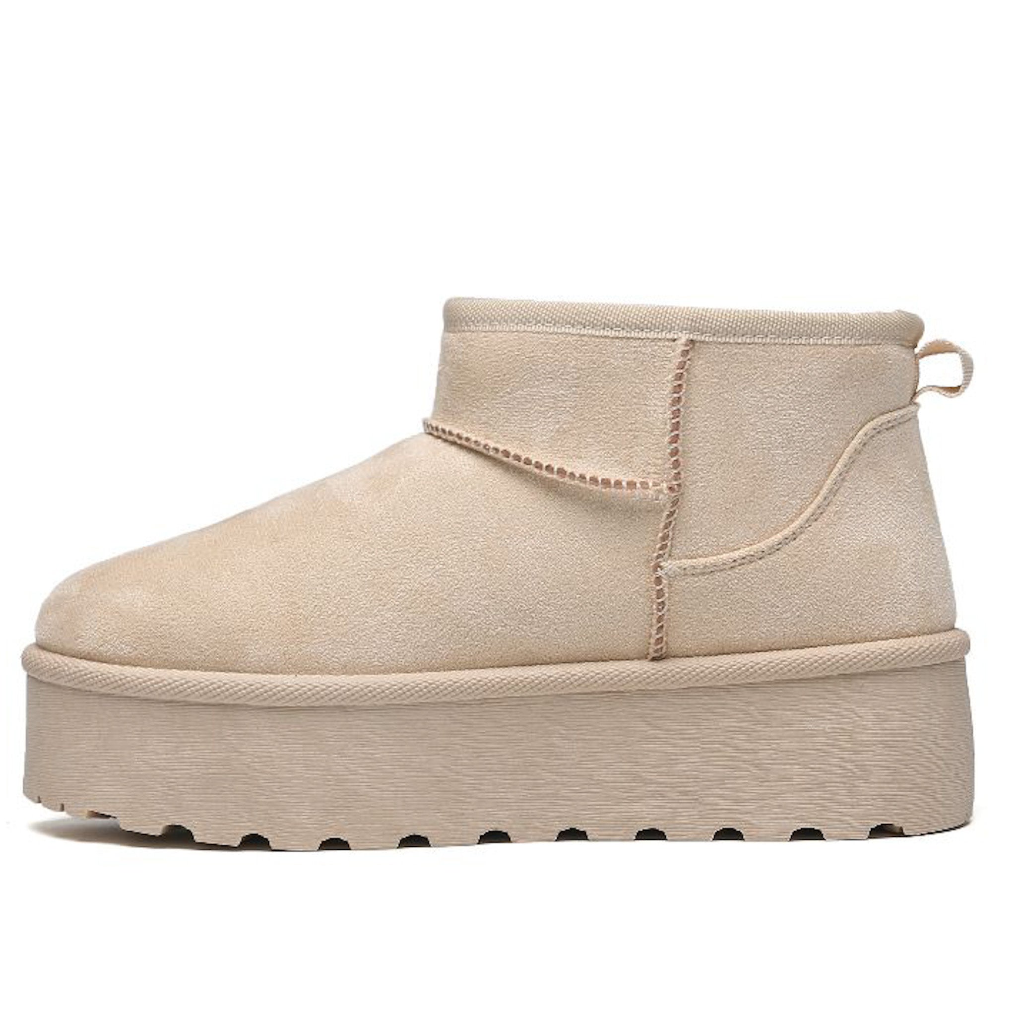 Smile Favorites Uggie Boots Beige