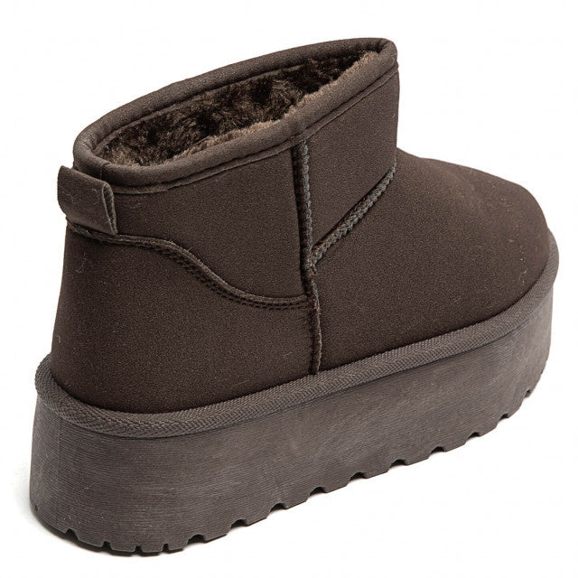 Smile Favorites Ugie Boots Bruin